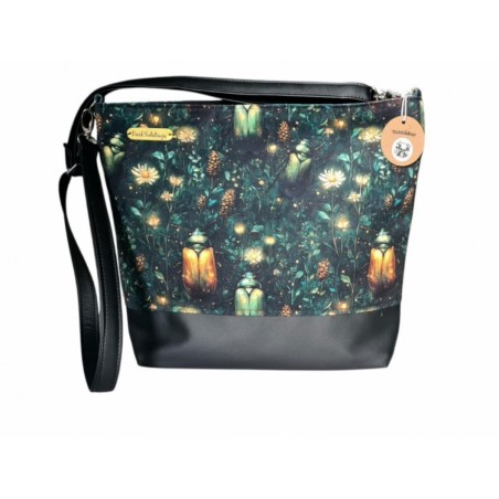 Torebka listonoszka w żuki