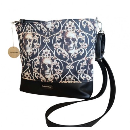 Torebka w stylu gotyckim w czaszki