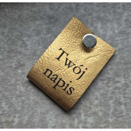 Złota metka personalizowana z nitem