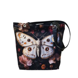 Duża torba na ramię z  nocnym motylem.