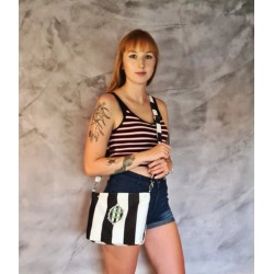 Torebka w czarno- białe pasy