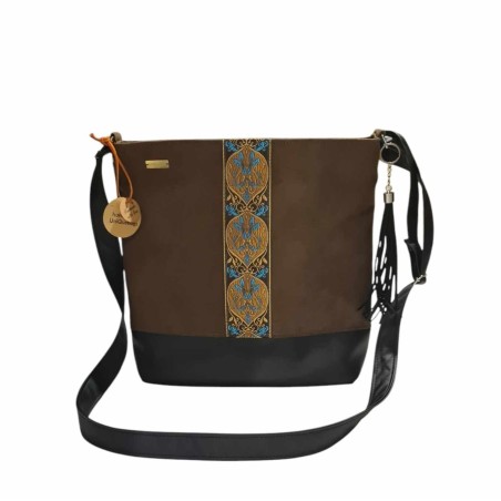 Brązowa torebka listonoszka boho